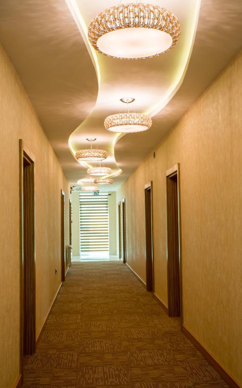 Azpetrol Hotel กูซาร์ ภายนอก รูปภาพ